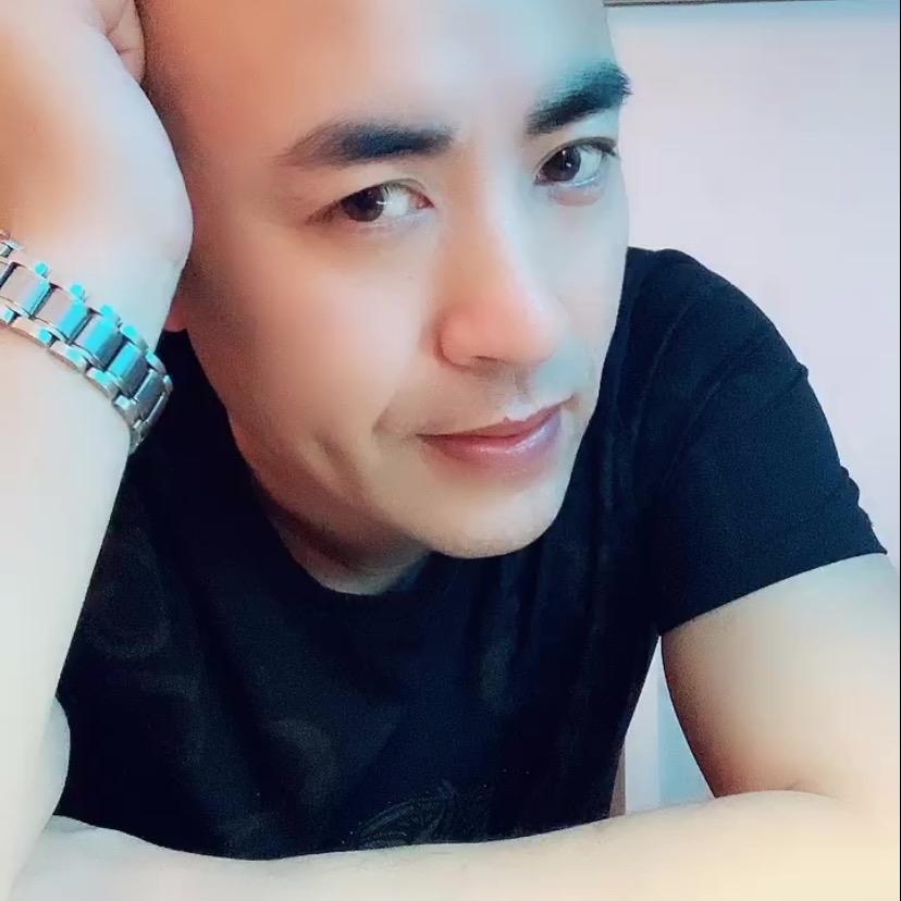 威哥 .