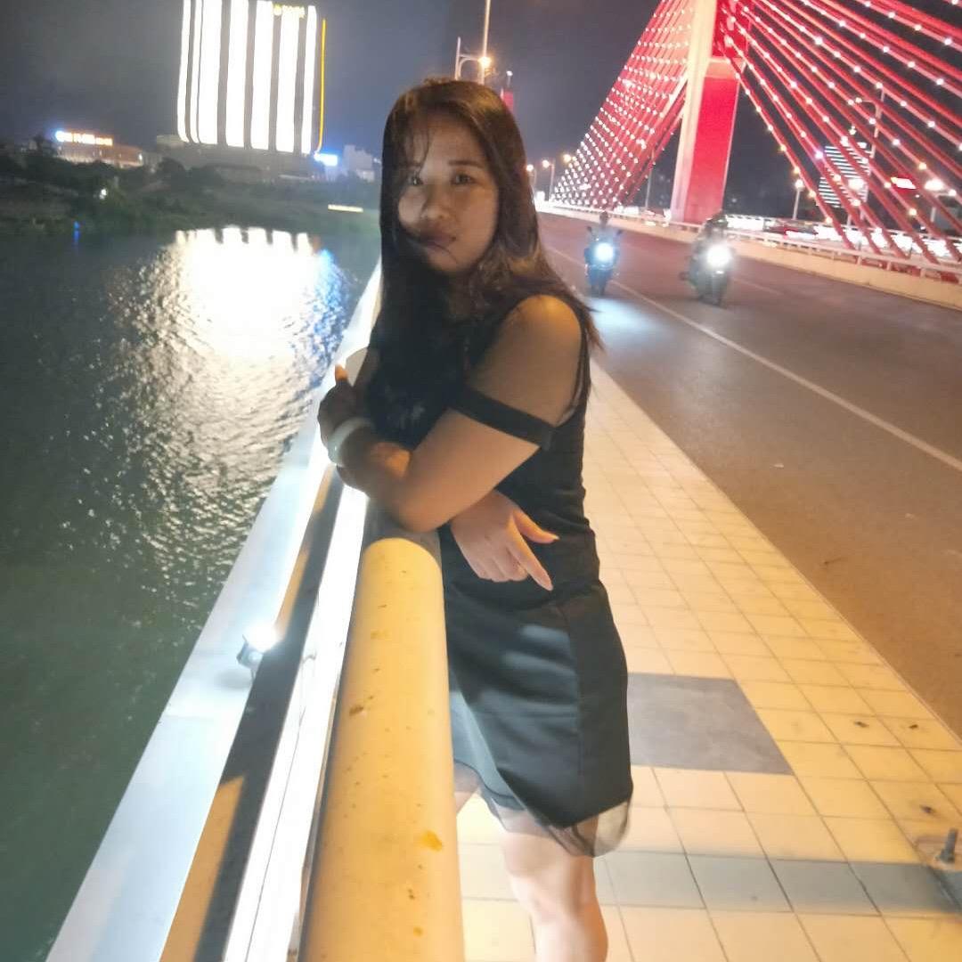 婷