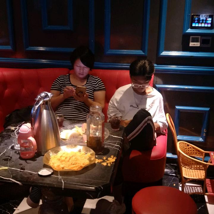 用户3379917406049洪