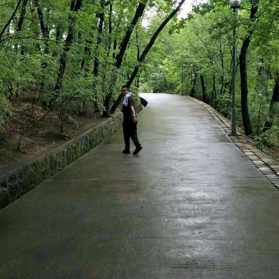 刘译丞