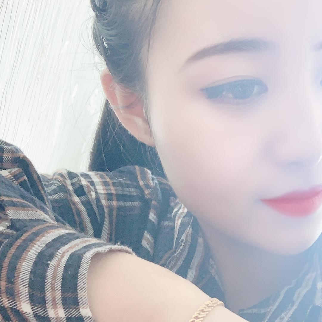 小越越😘