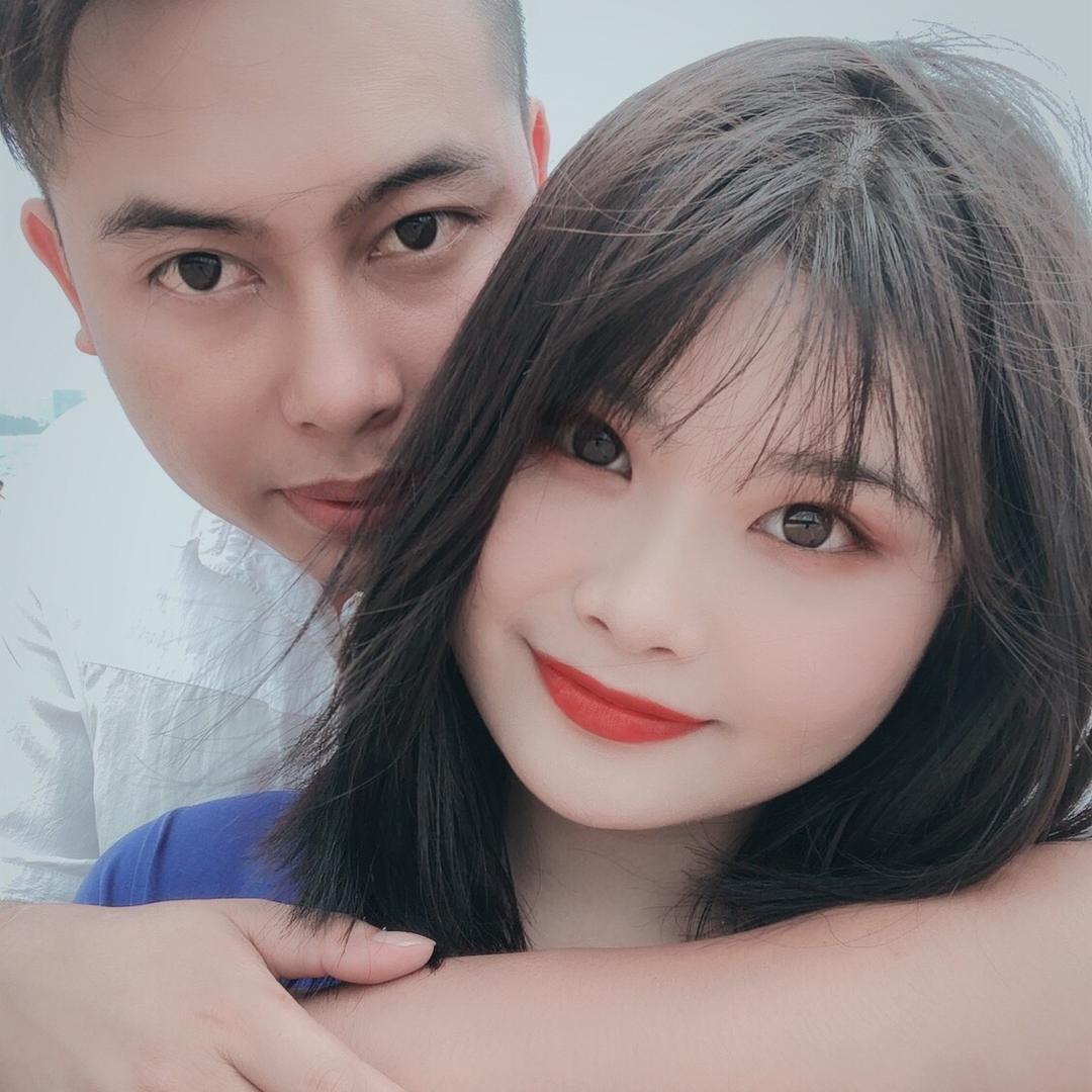 小楼一夜听春雨