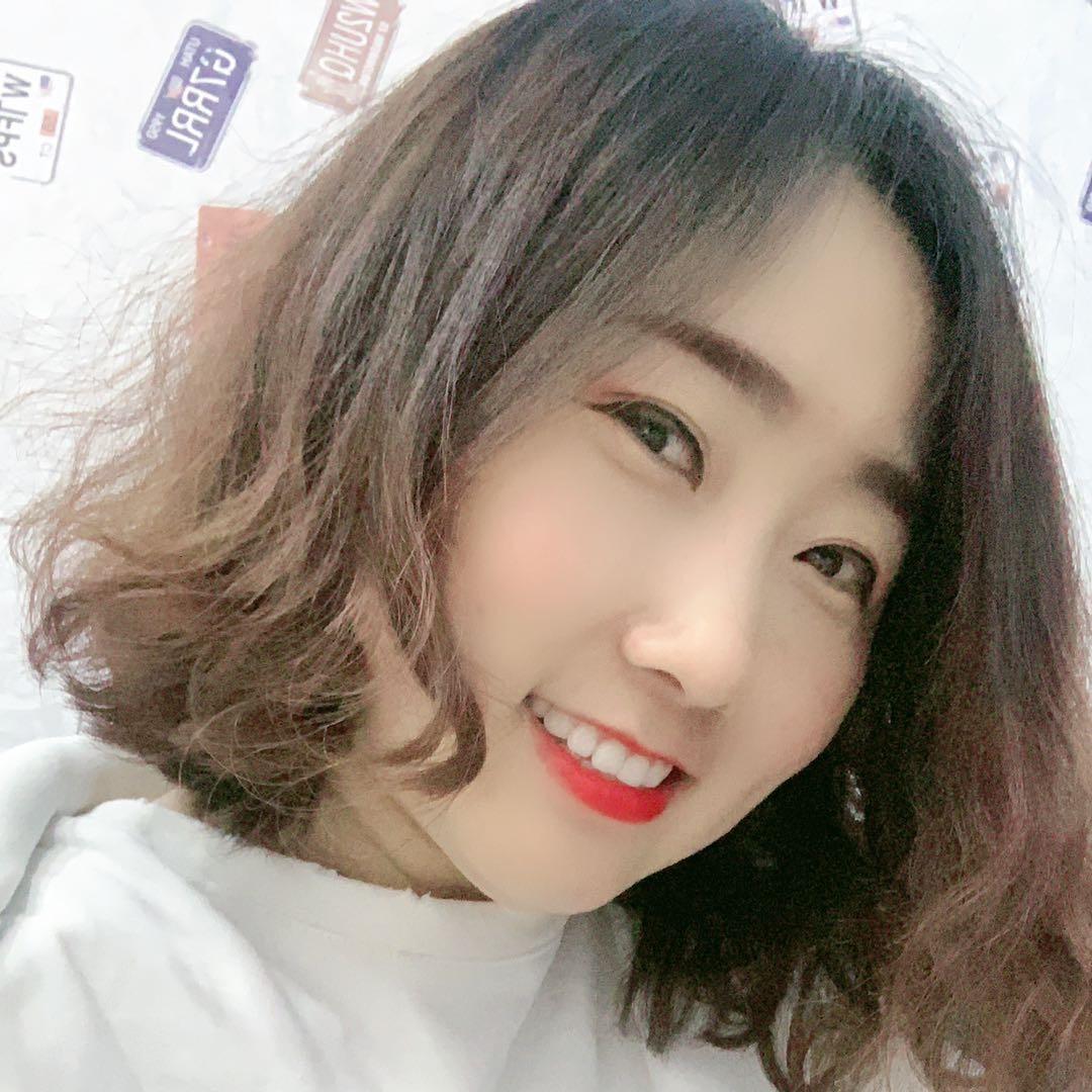 海城市西柳镇鑫果果服装商行