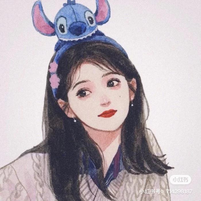 站在向日葵上面向太阳