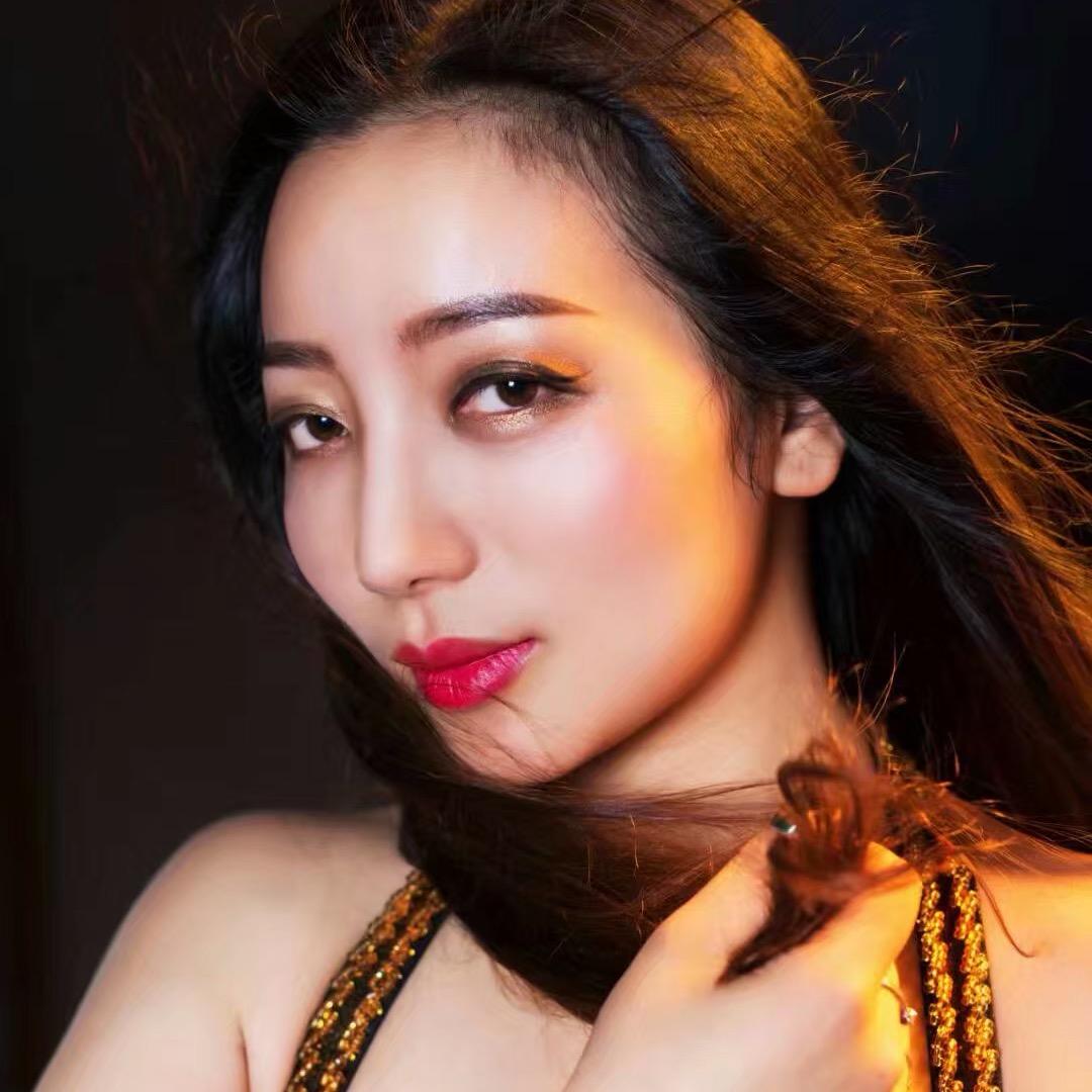 新都庄莉东方舞