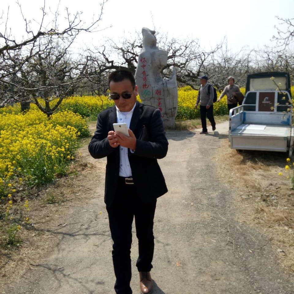 刘平