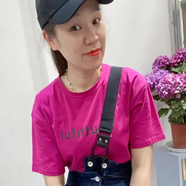亚红衣饰店