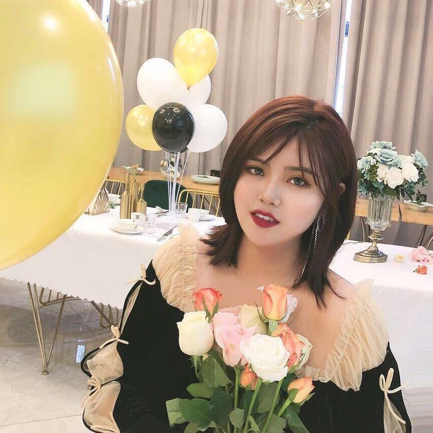 200斤的希酱