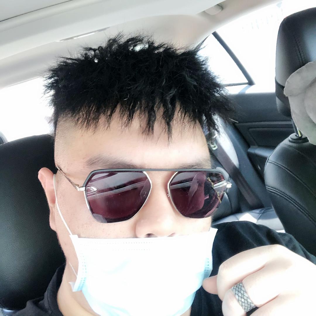 🦁️黄火火🦁️