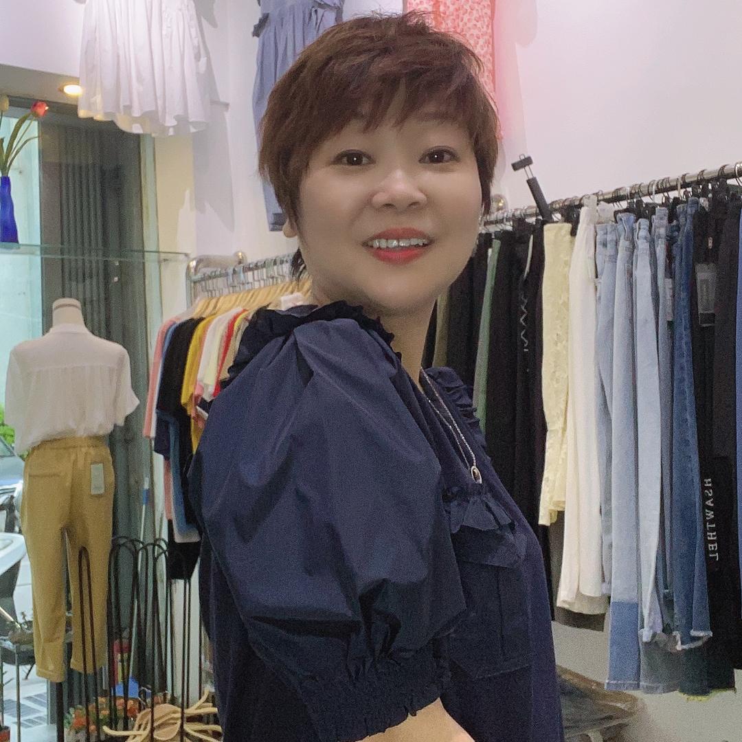 肖巧燕服装