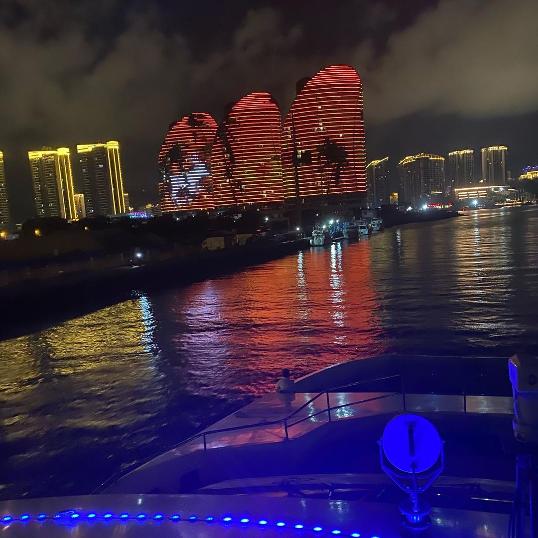 珠海六叔公倾车（高价收车）