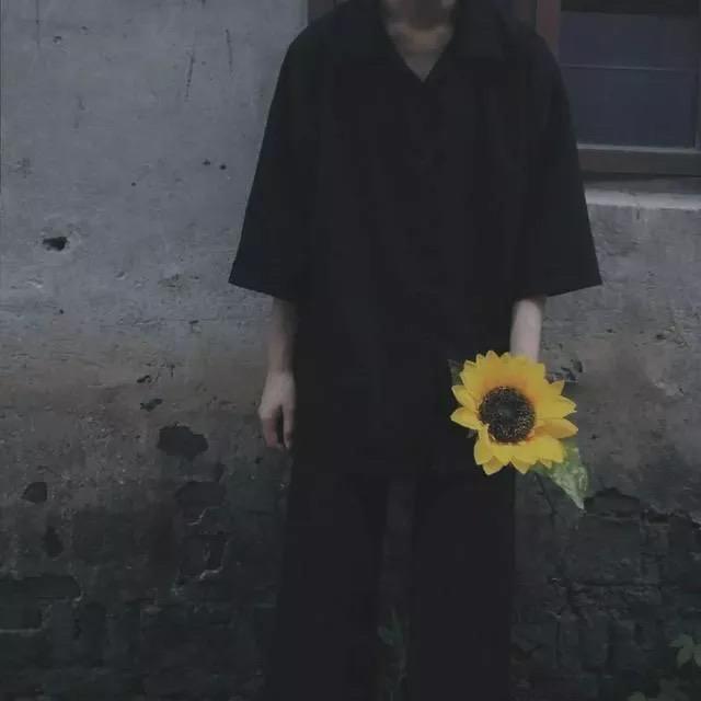 只会打CF的男人