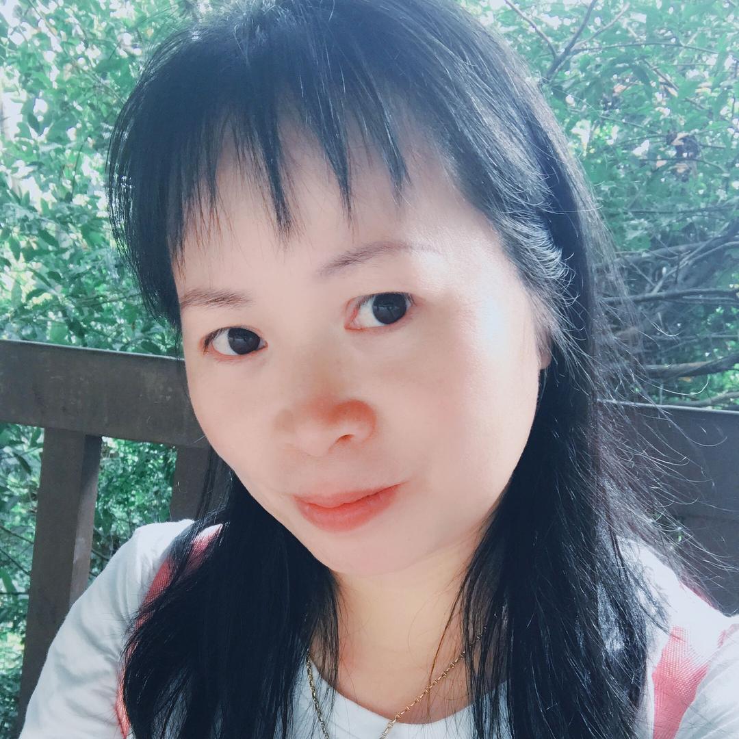 Moon小丽(何家三小姐）