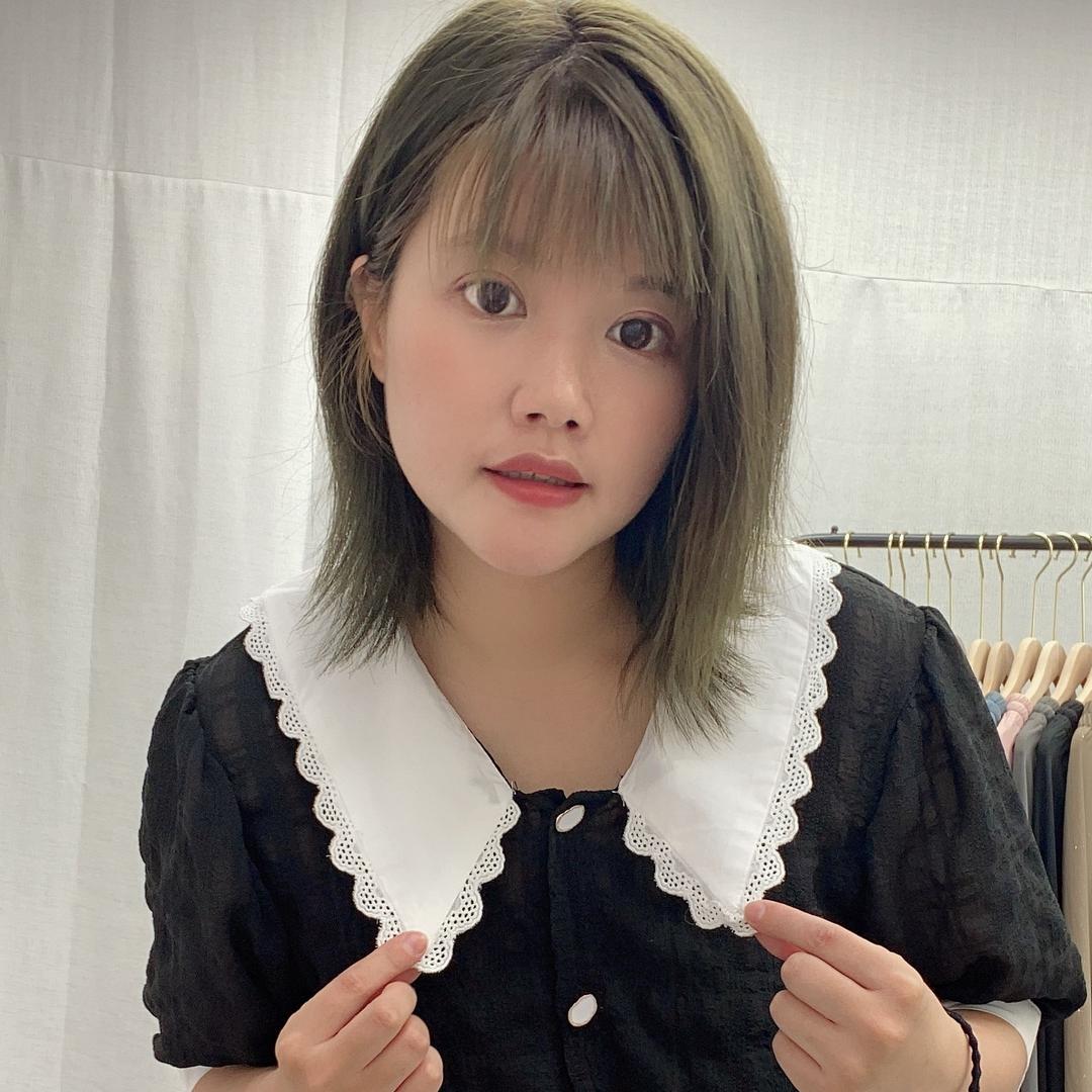 月贝拉服饰旗舰店