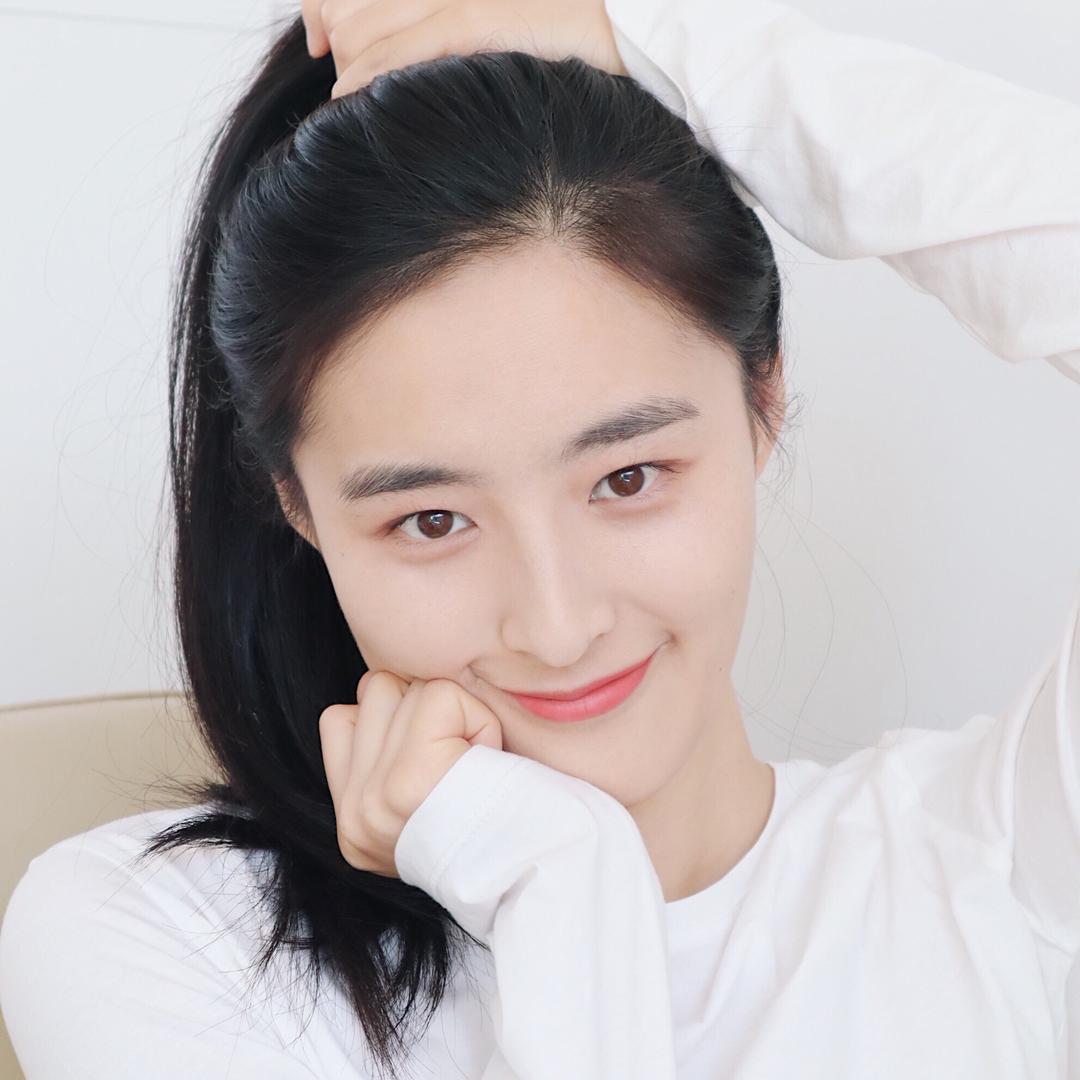 毛文静
