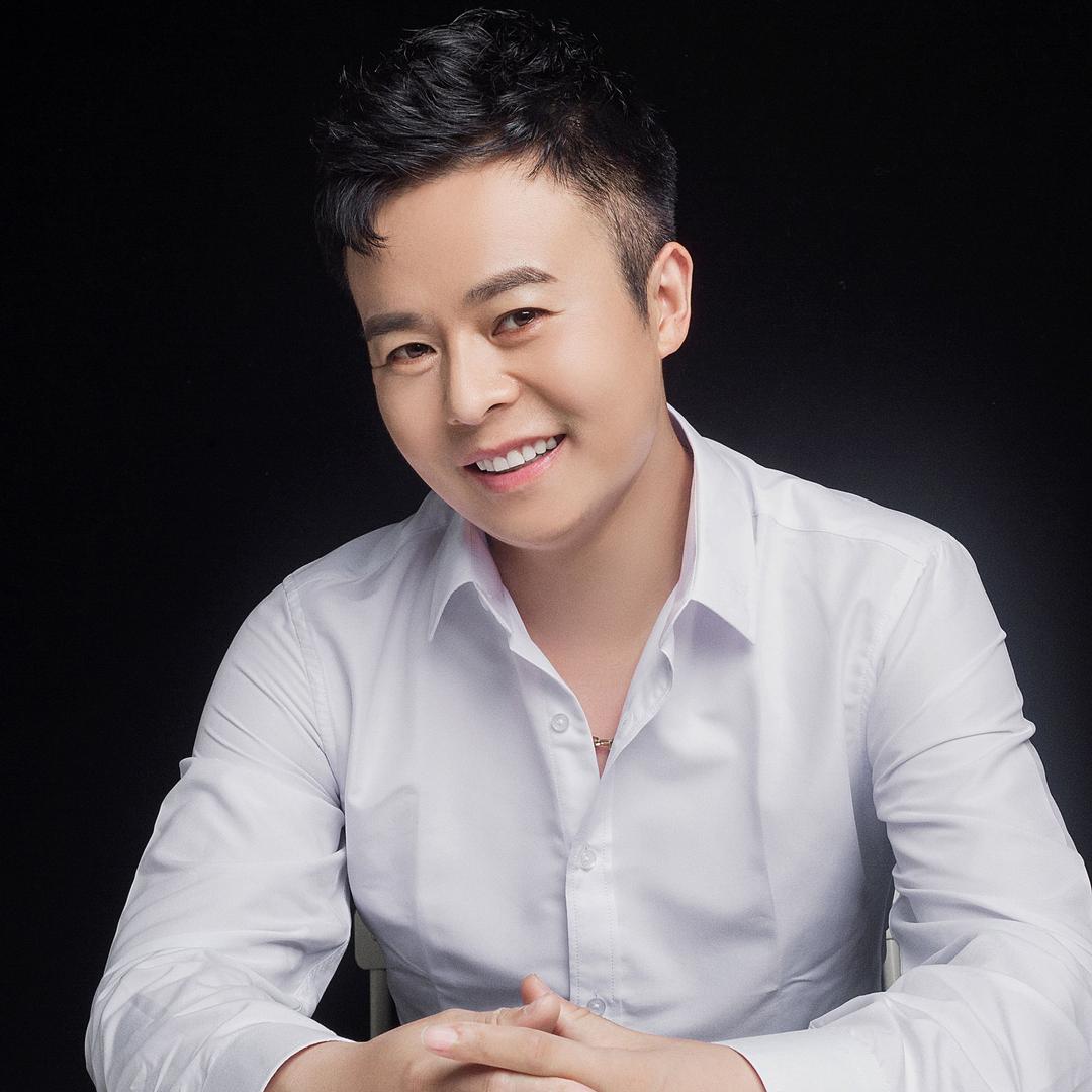 歌手海阔「思念的牢」@抖音