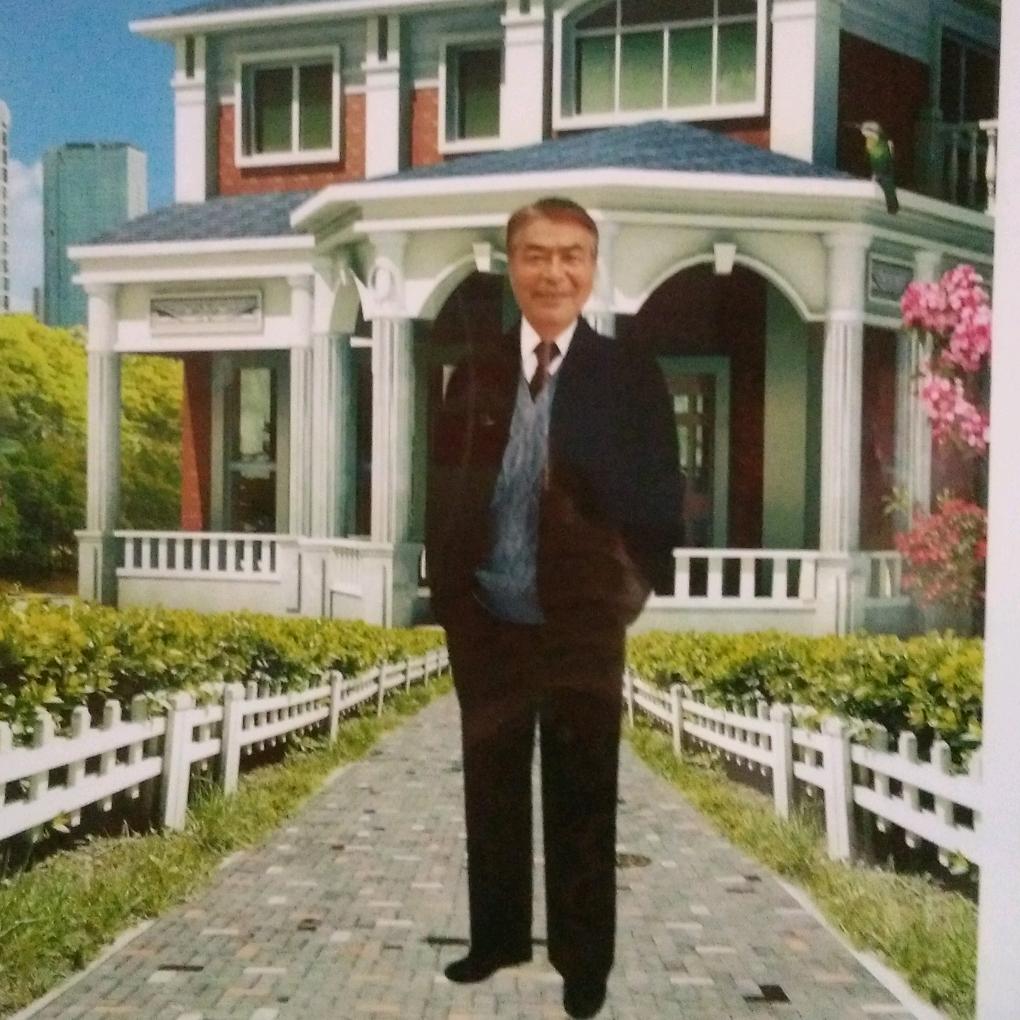 幸福一家人。