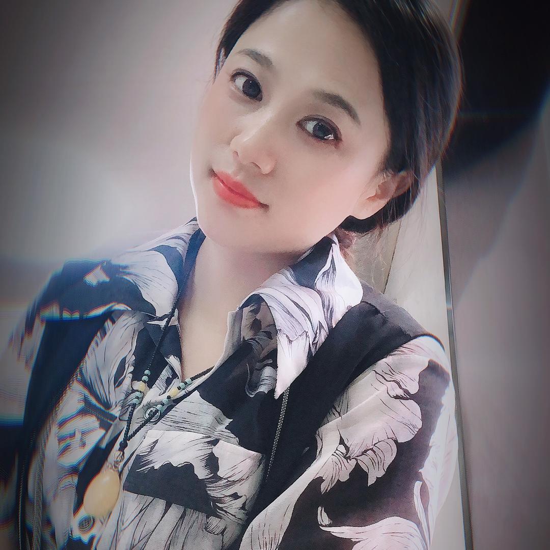 华🕉