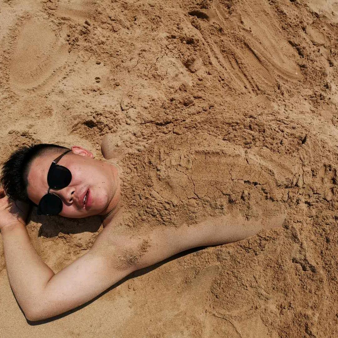 桑君昊  哈信轴承