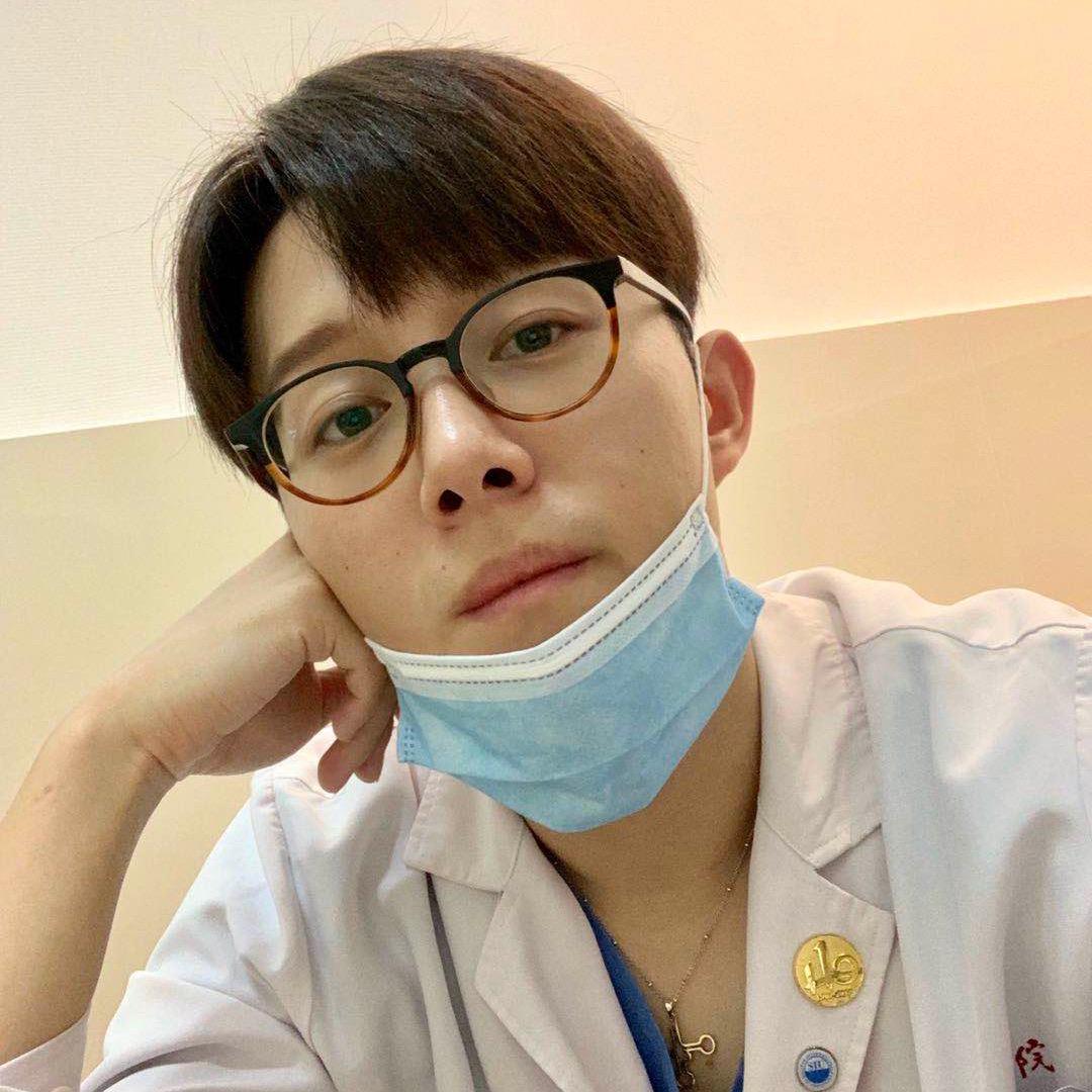嘘嘘科邹学长