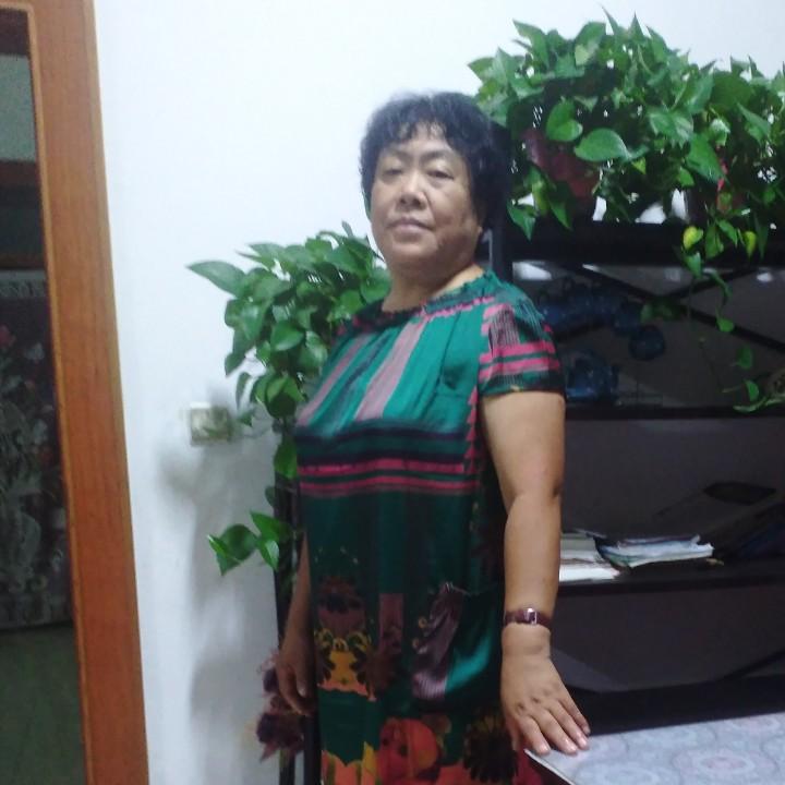 孙学琴（杨老伍布业CEO）