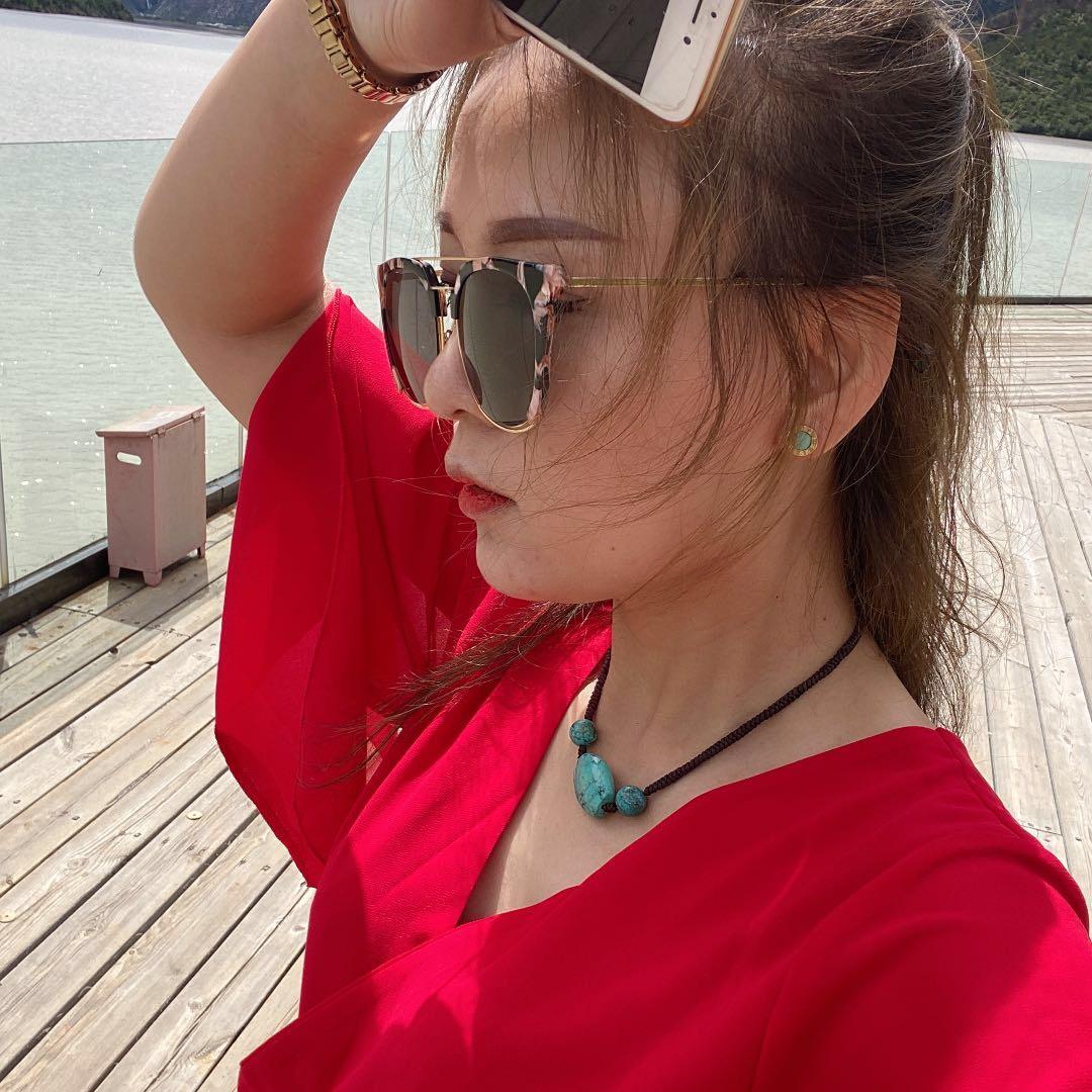 兔牙呀丽姐～八金涮府老板娘