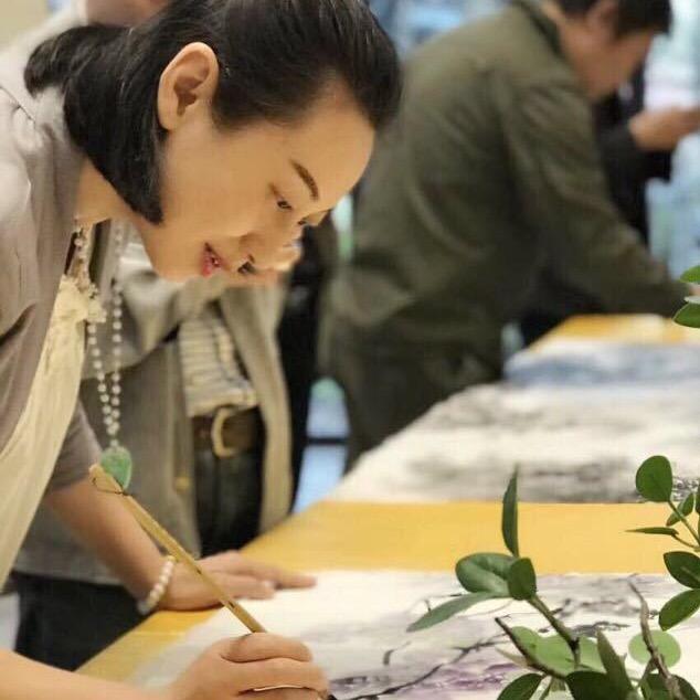 桃花源里转圈的陀螺