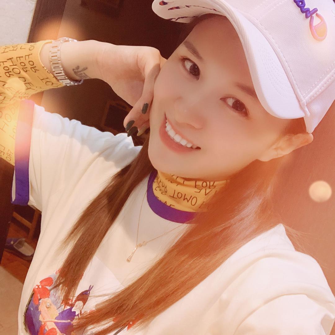 广东养生粥老板娘【西瓜头】