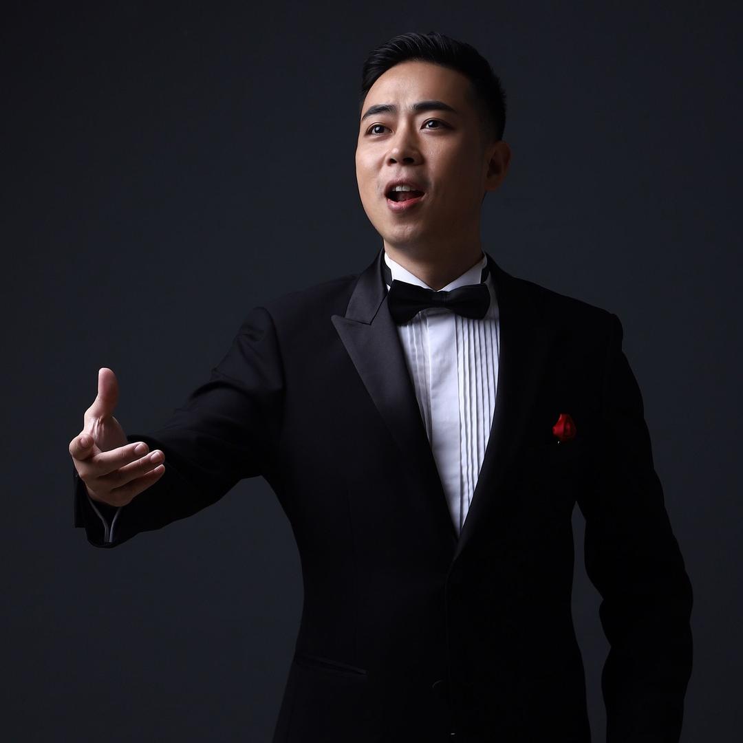 男高音彭俊良