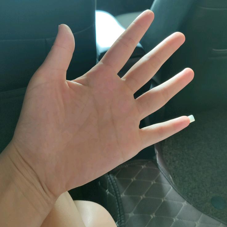 邱琳达