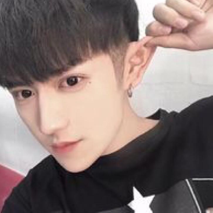 李小露