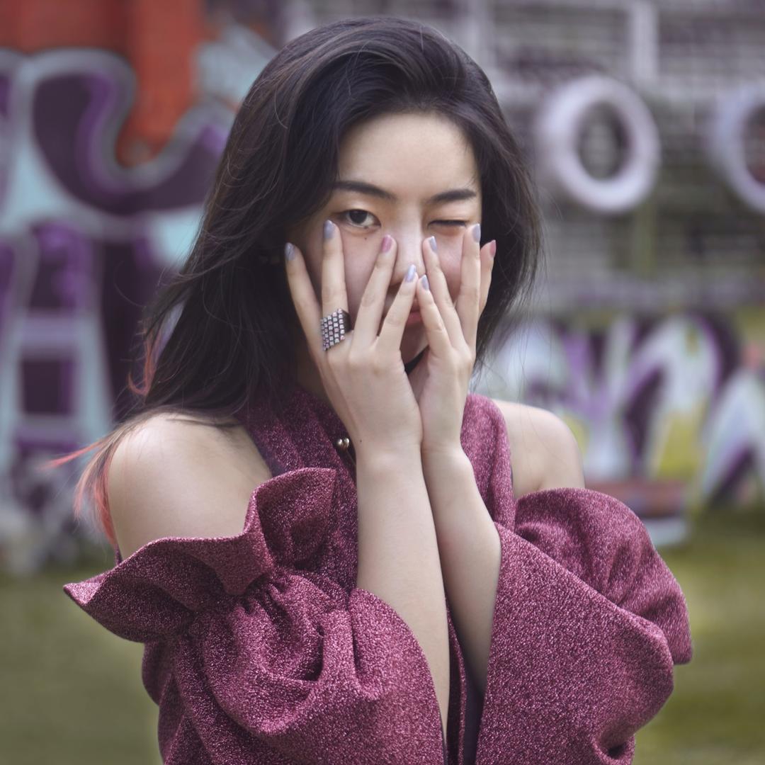 戴美施