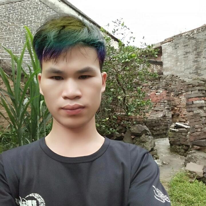 神队——ᕱᕱ轮滑伍哥哥