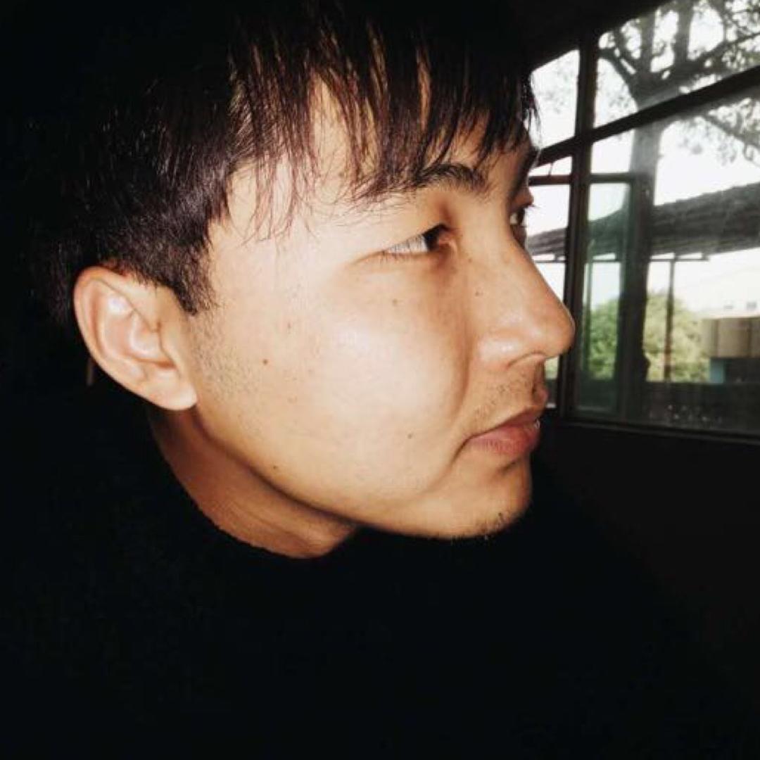 阿b 、