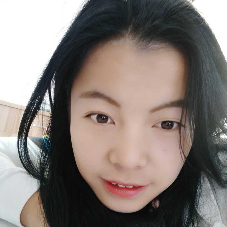 在银滩卖房的东北姑娘