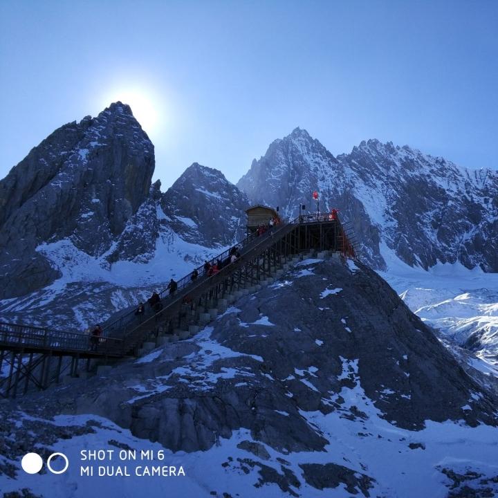 非著名演员薛之谦