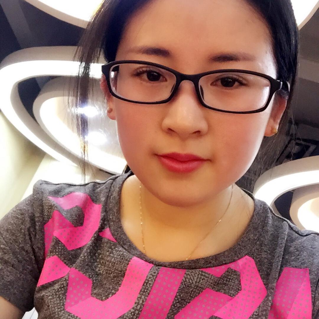 J❛‿˂̵✧ iang小娜娜