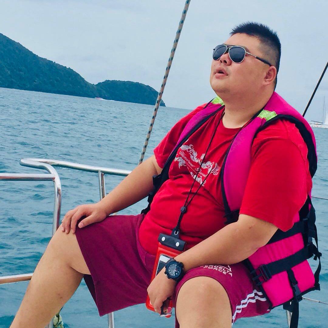 新疆胖哥旅游