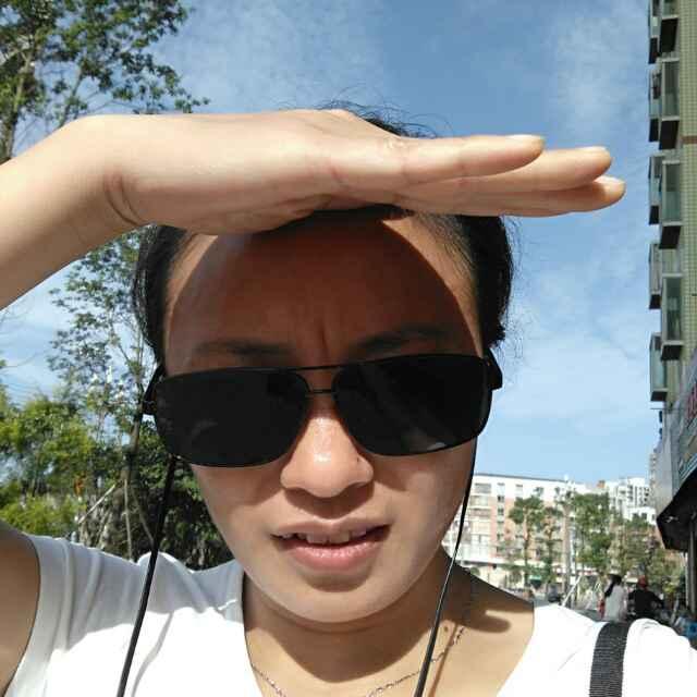 乔园餐饮店-龍 艳