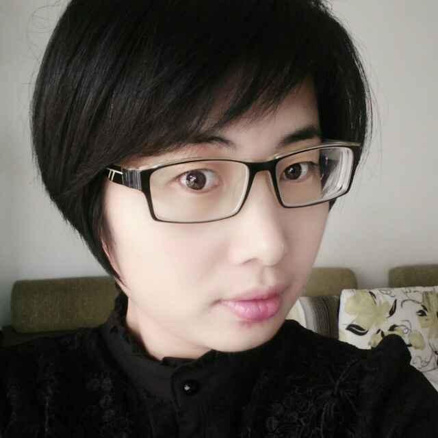 曼姐-葡萄酒酿酒师