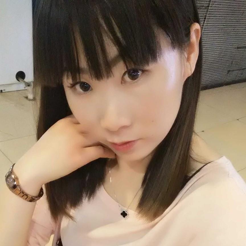 ＠_＠小红