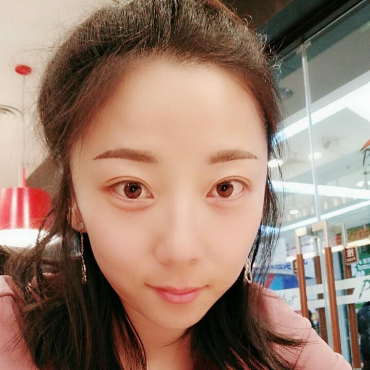 山妞红艳艳
