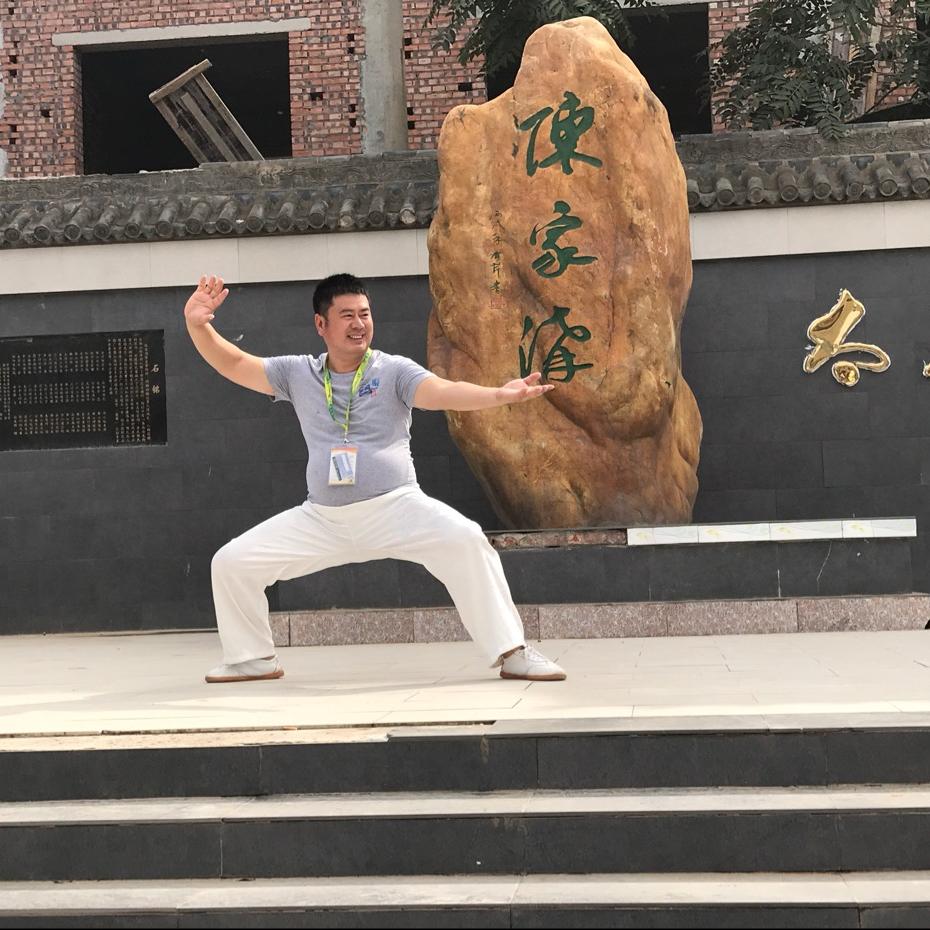 滨海季二哥