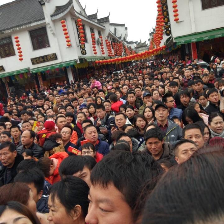 轻抖即可请勿猛甩