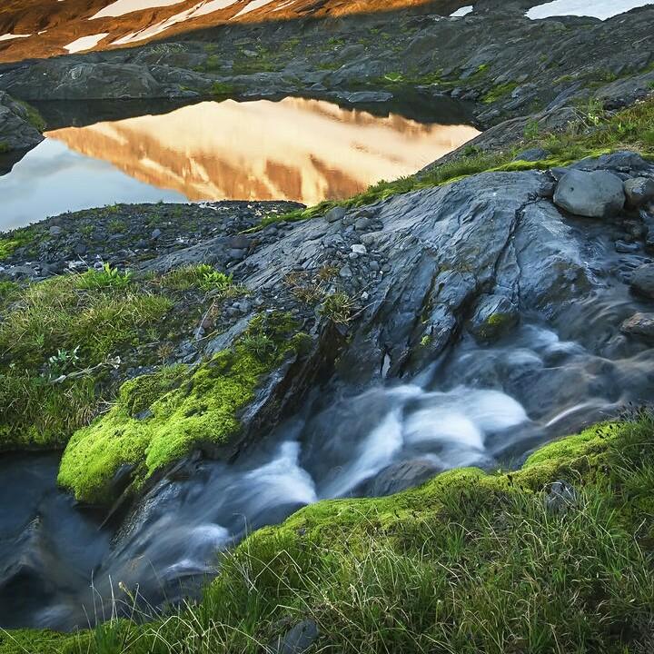 山青水秀
