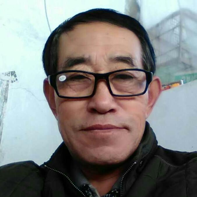 傲雪青松: