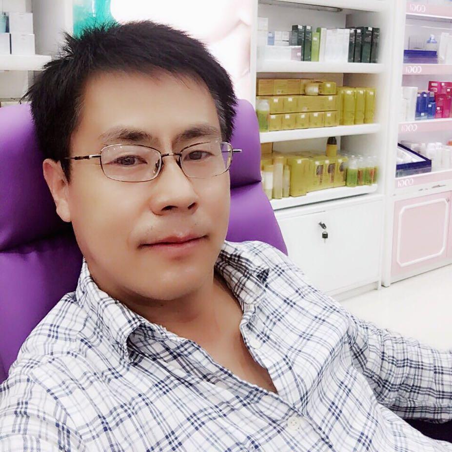 美颜坊时尚美妆店杨欣廷