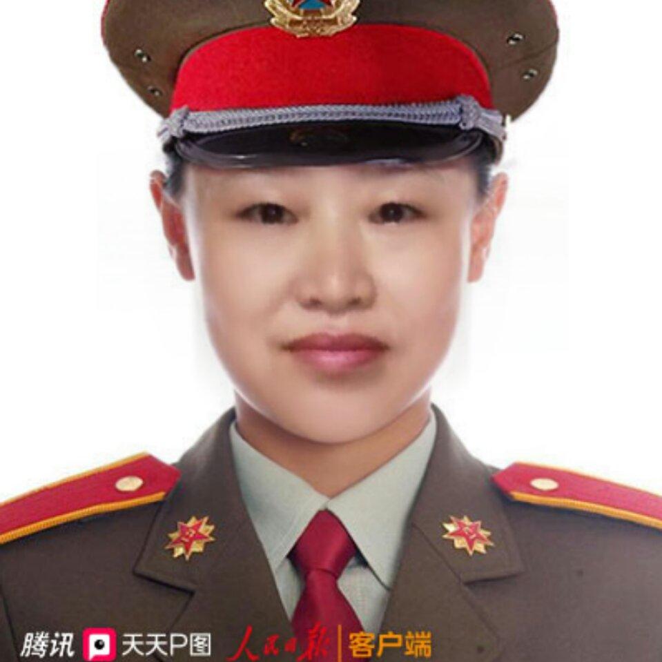 人生自强芳能华💰