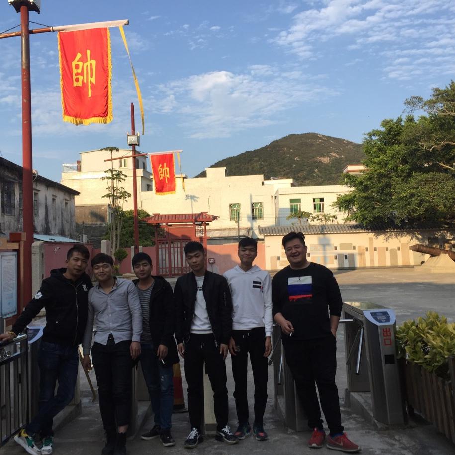 小黑集团