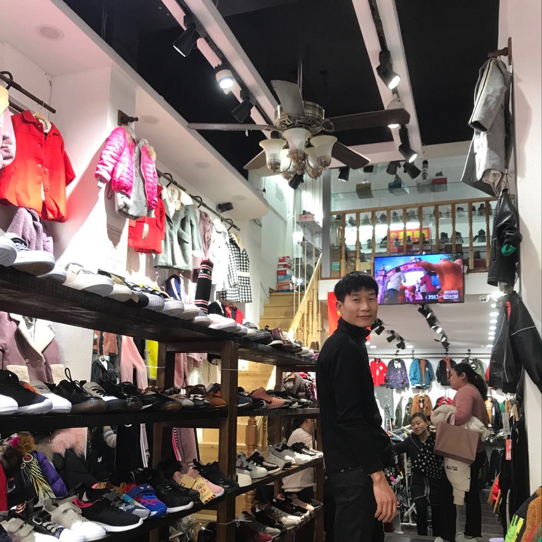 女人街 小石头童装童鞋